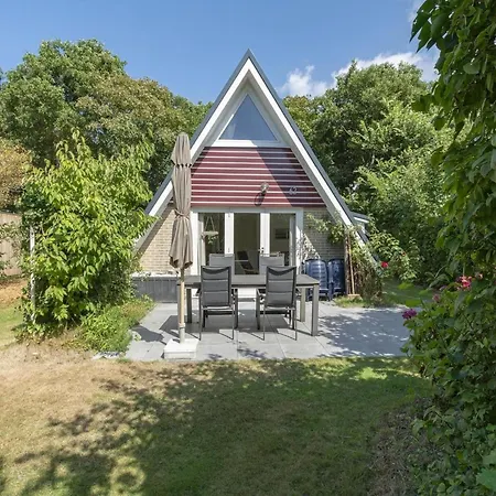 Seaside Getaway With Terrace Callantsoog